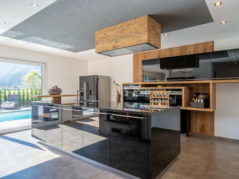 Deluxe Chalet In Neukirchen With Pool & Panoramic Views