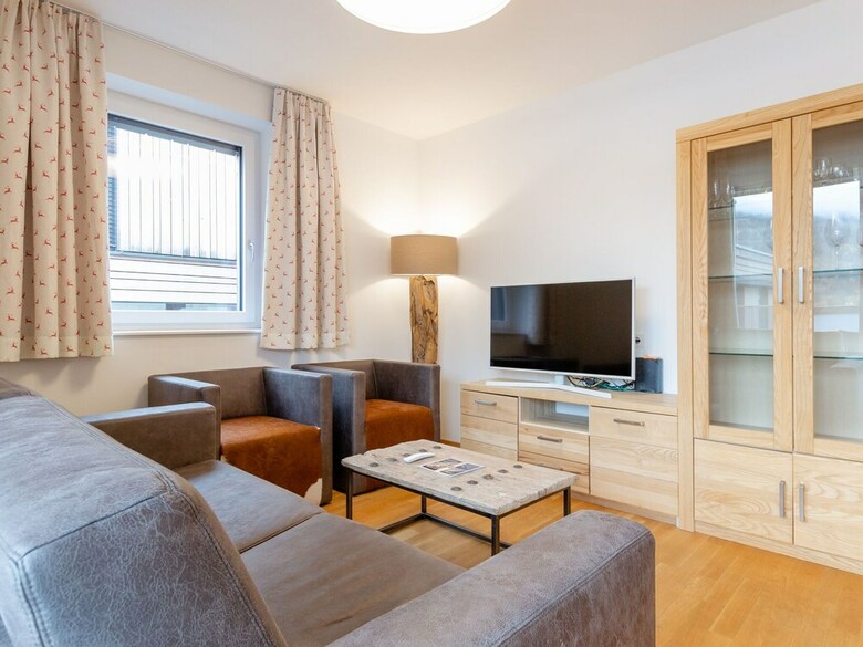 Luxurious Apartment In Zell Am See With Sauna