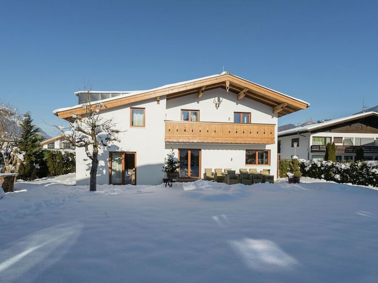 Spacious Chalet With Garden In Salzburg
