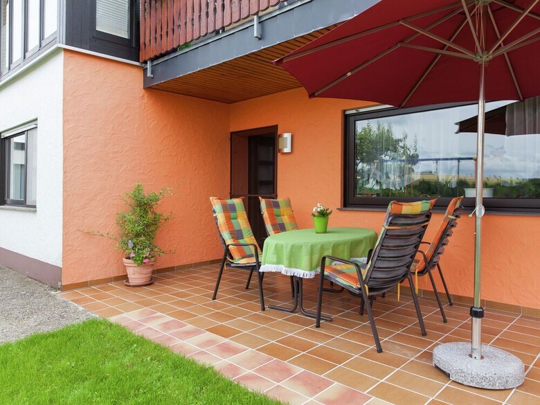 Quaint Apartment In Morscheid-riedenburg With Garden