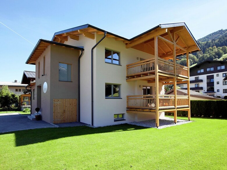 Spacious Chalet In Kaprun With Sauna
