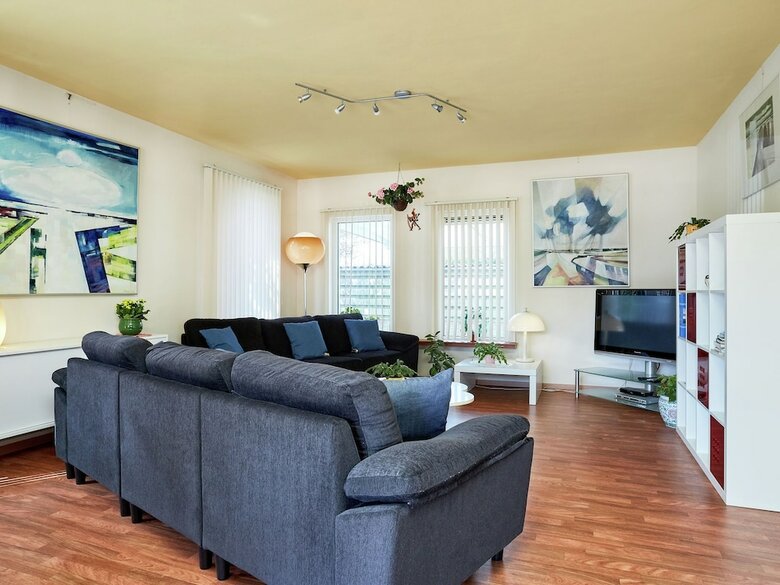 Luxurious Holiday Home In Valthermond With Terrace
