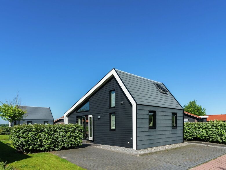 Modern Holiday Home In Kattendijke With A Garden