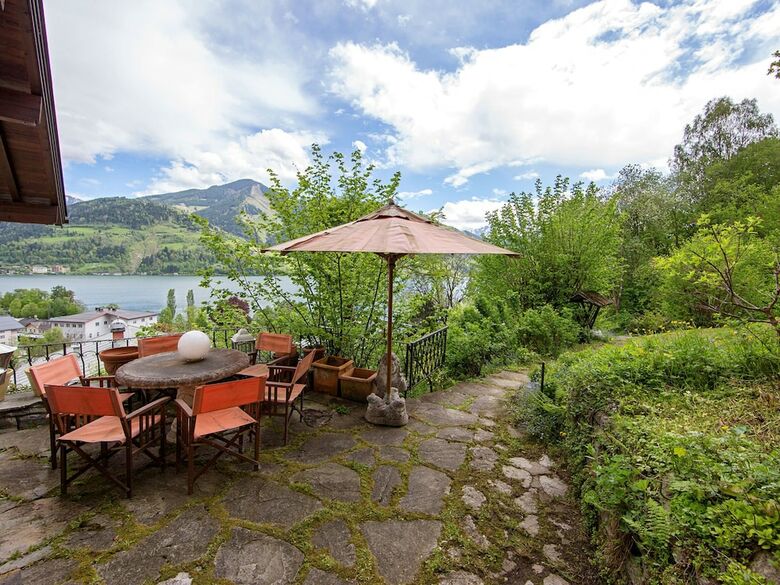 Beautiful Chalet In Zell Am See With A Pool