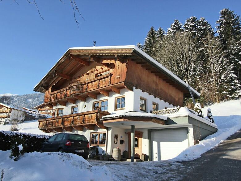 Cozy Apartment With Garden In F�genberg