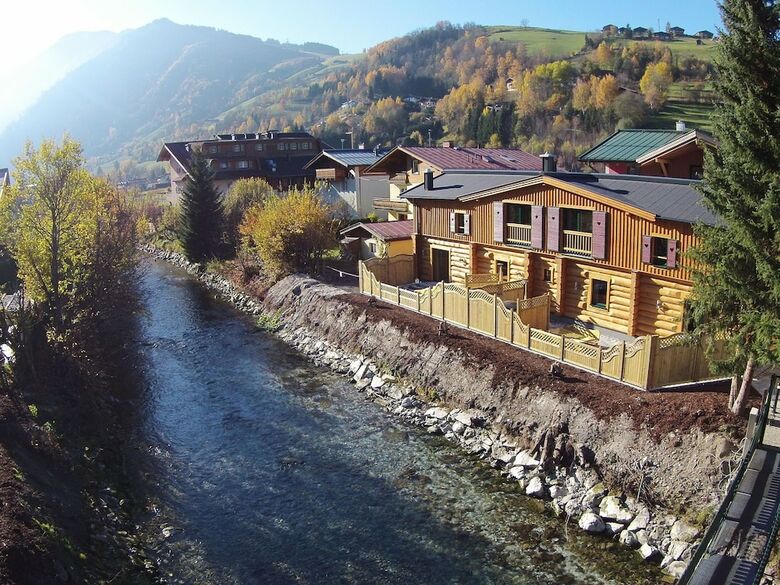 Chalet In Kaprun With Jacuzzi, Sauna, Balcony, Terrace