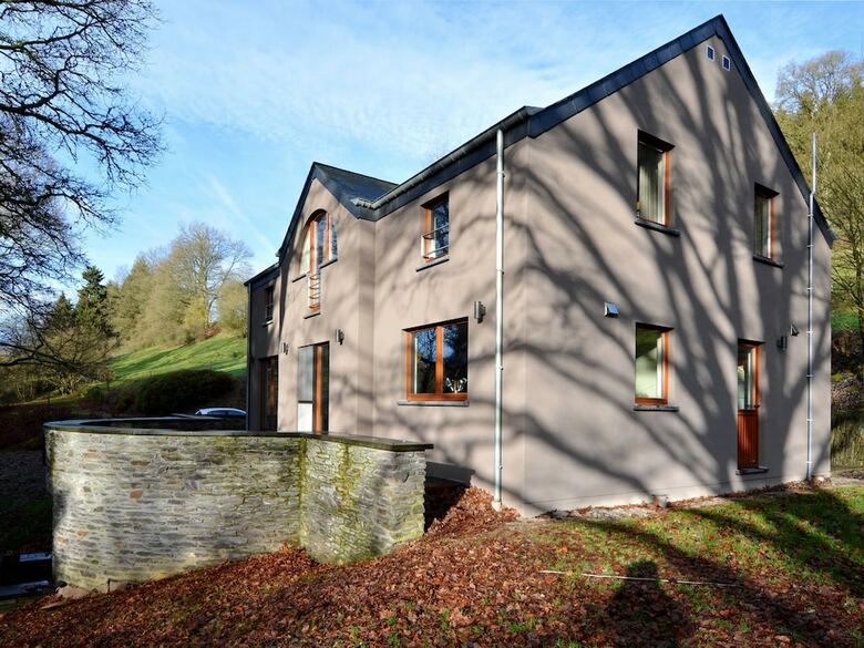 Modern Holiday Home With Private Garden In Vielsalm
