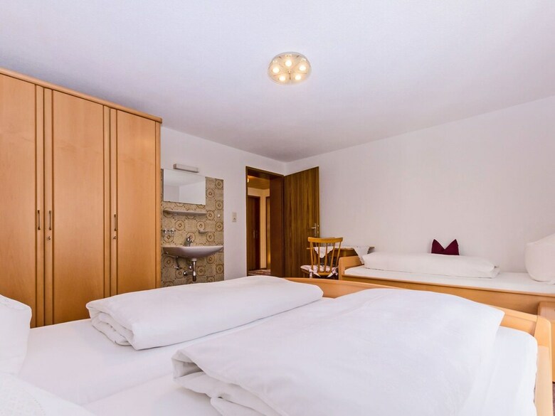 Lovely Apartment In Gortipohl With Sunlit Balcony