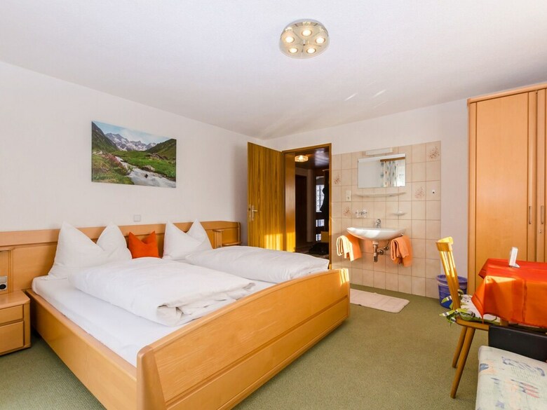 Lovely Apartment In Gortipohl With Sunlit Balcony