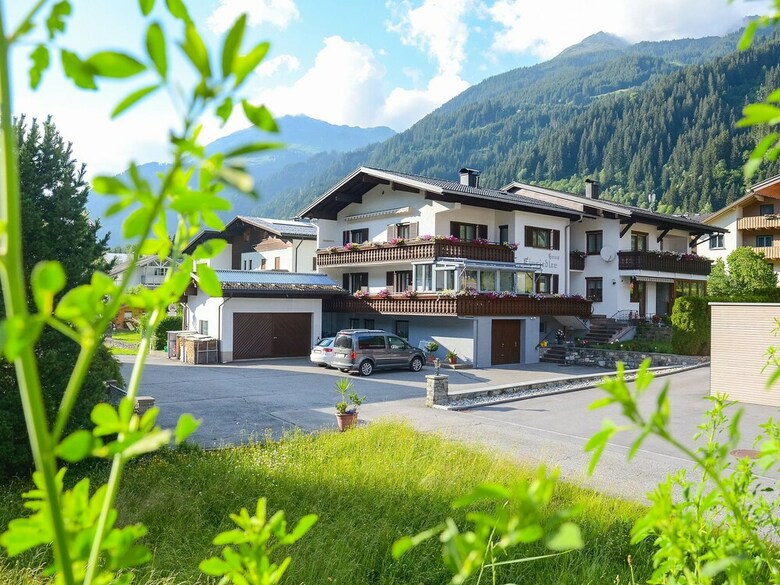 Lovely Apartment In Gortipohl With Sunlit Balcony