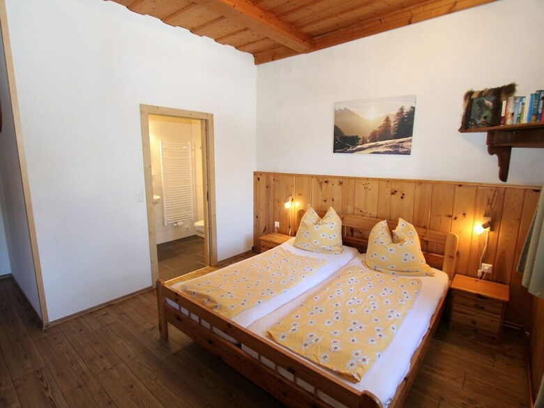Spacious Holiday Home In Pfaffenberg With Garden