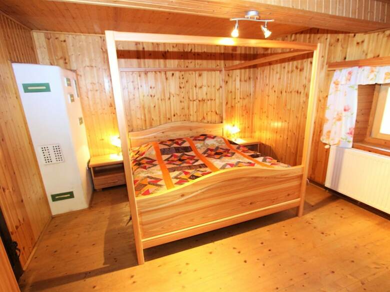Spacious Holiday Home With Sauna In Eberstein