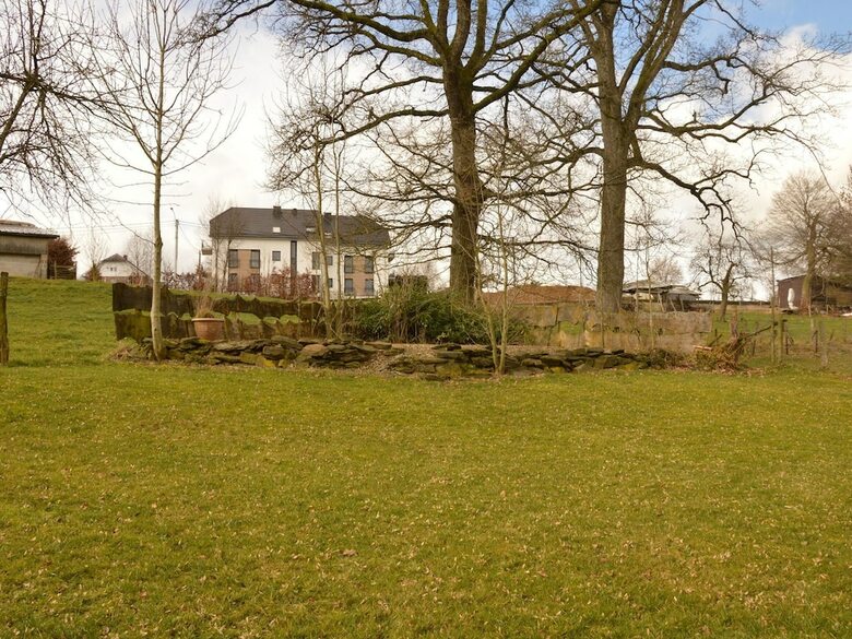 Detached Group House, Quietly Located With Garden And Separate Entrances