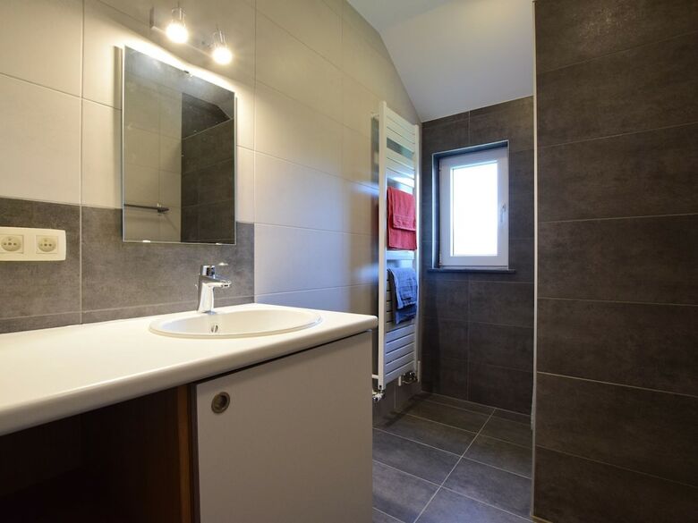 Cozy Apartment In L�glise With Terrace