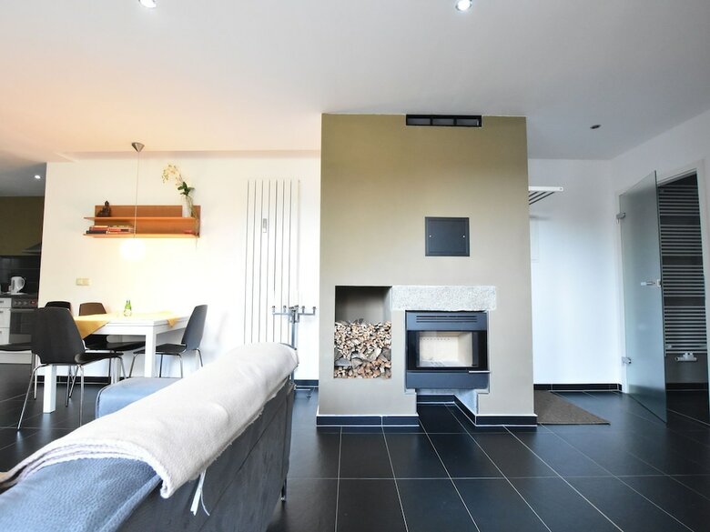 Pretty Apartment With Roofed Terrace, Garden, Barbecue