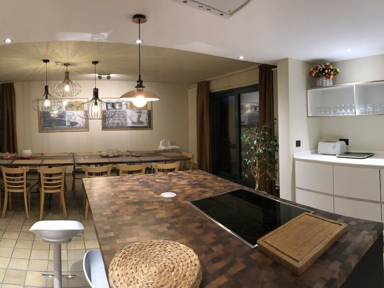 Charming Holiday Home In Robertville With Steambath