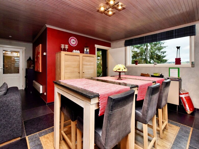 Luxurious Holiday Home With Jacuzzi And Sauna In Houffalize