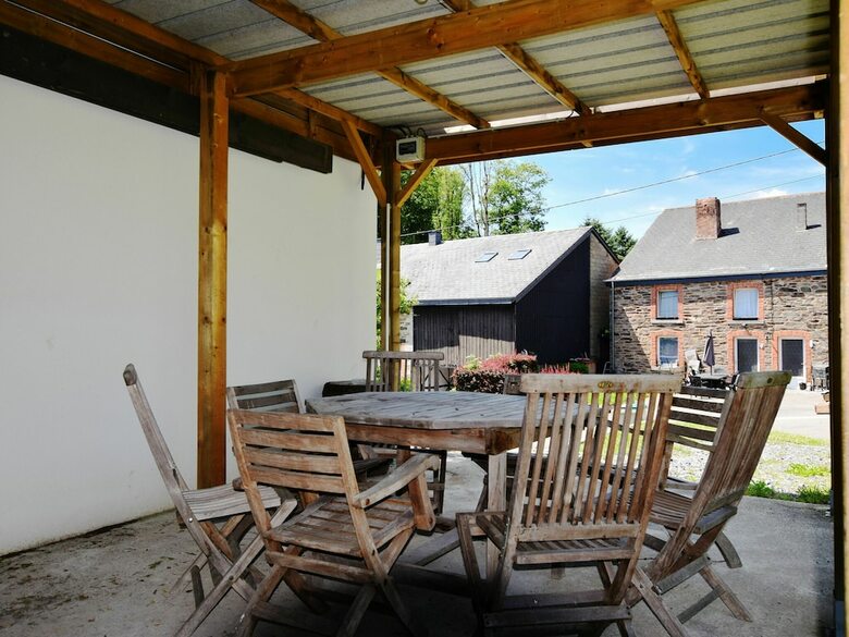 Modern, Well-equipped House With Sauna, Spacious Garden And Nice View