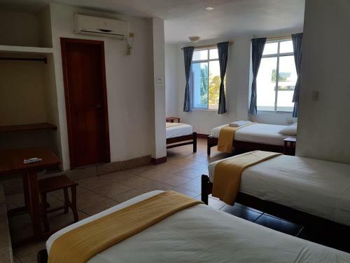 Hostal Gloria - Gal�pagos Inn