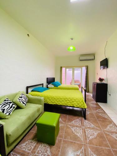 Hostal Zurisadai