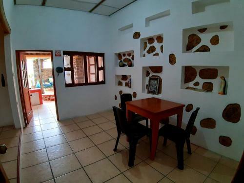 Hostal El Bamb� Galapagos Inn