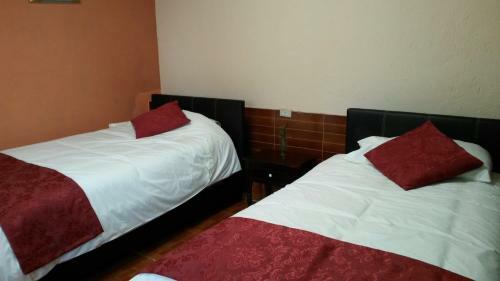 Hostal El Parque Tababela