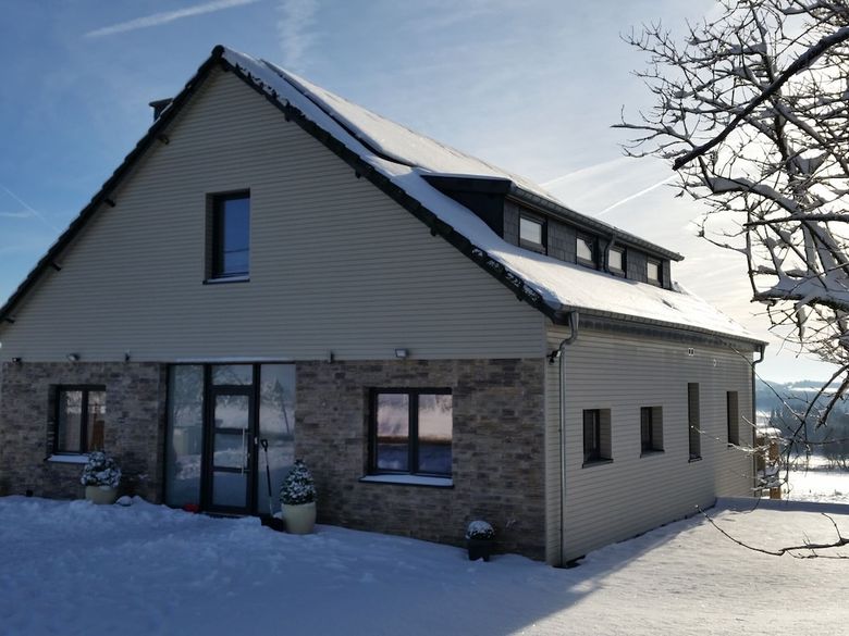 Luxurious Holiday Home In Francorchamps With Sauna