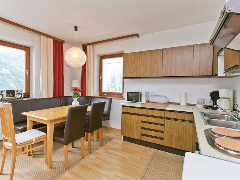 Modern Apartment Near Ski Area In Wenns
