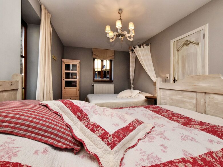 Cosy Double House In A Quiet Village, With Wifi