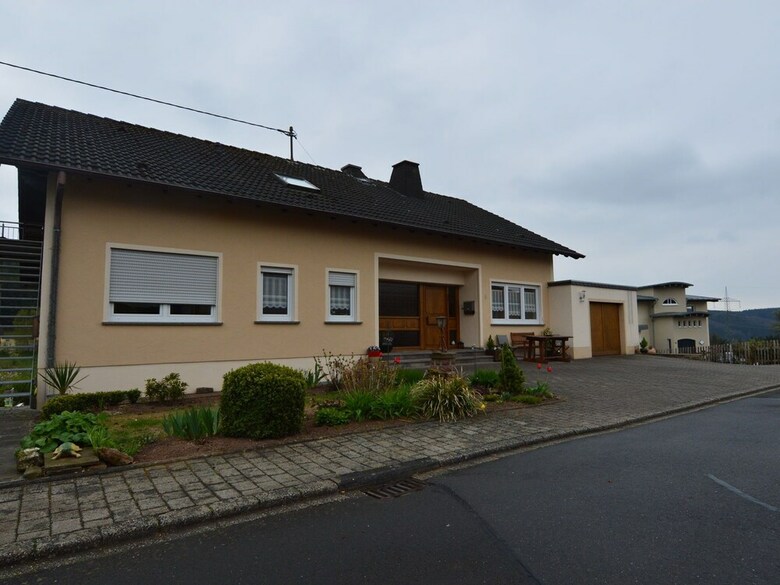 Modern Apartment In Nimshuscheid Near The Forest