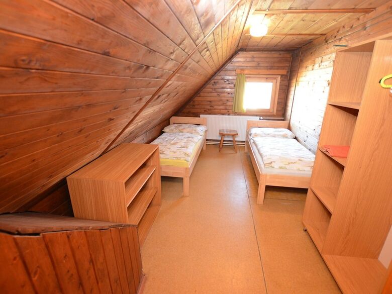 Authentic Log Cabin With Fireplace. Only 300m To The Ski Slope, Unobstructed View!