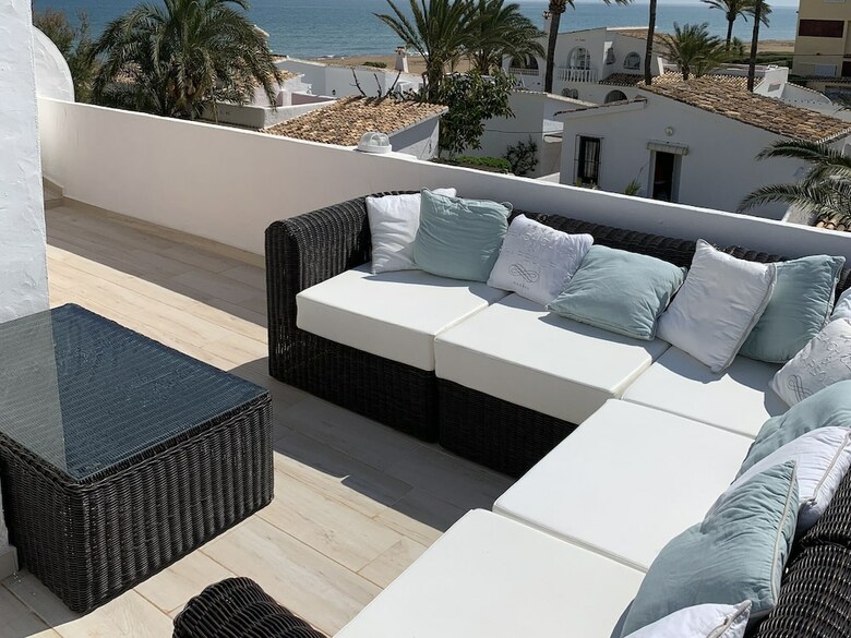 Sumptuous Villa On A Holiday Park In Denia With Artistic Interiors