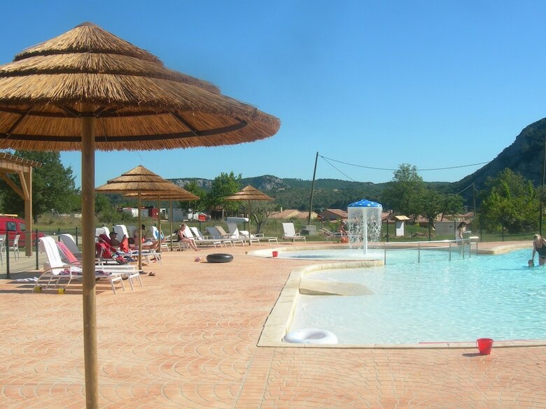 Luxurious Holiday Home In Sampzon With Private Terrace