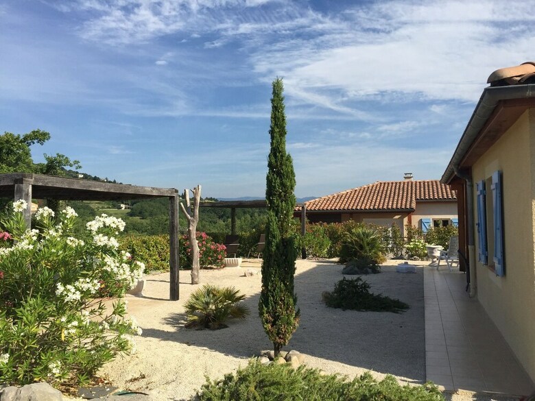 Luxurious Holiday Home In Sampzon With Private Terrace