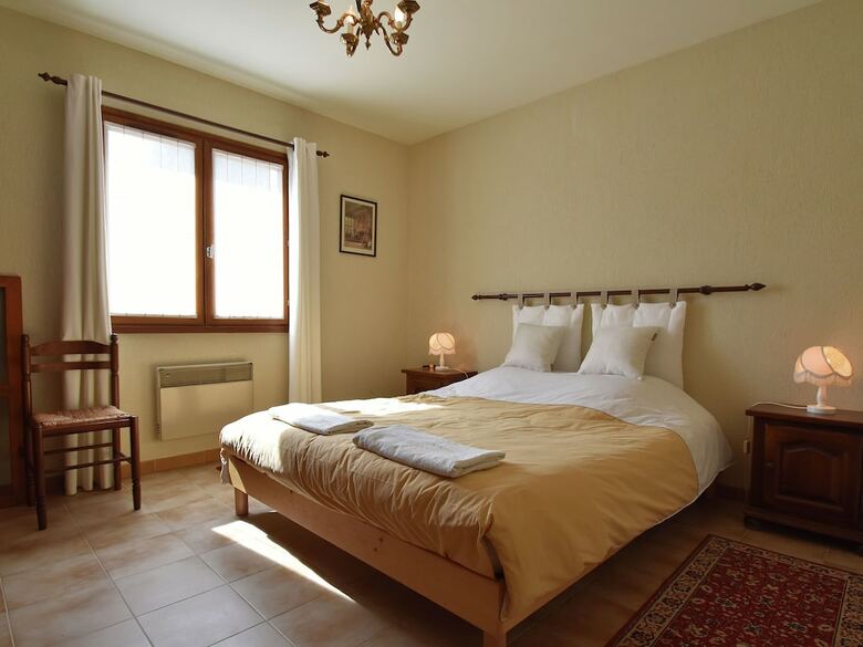 Quaint Villa In Argelliers With Private Swimming Pool