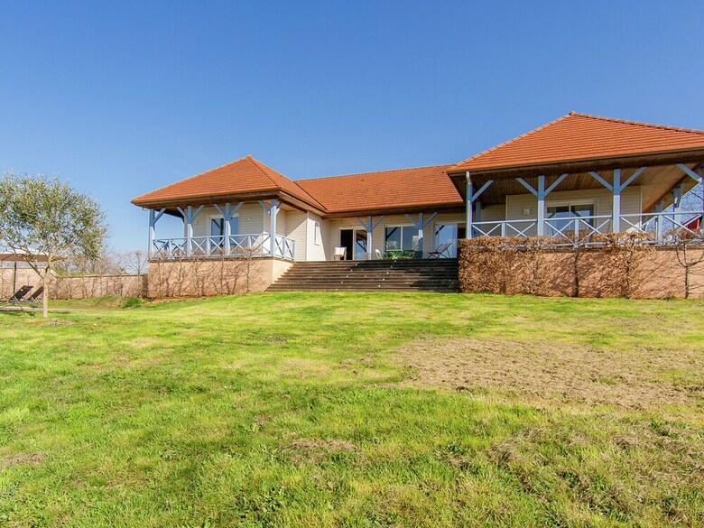 Original Villa With Verandas, Garden, Pool And Beautiful Views