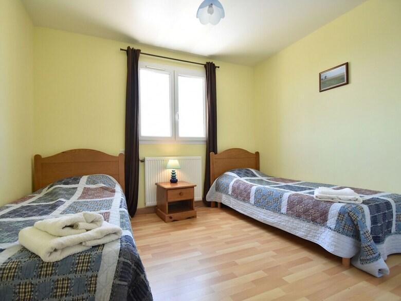 Spacious Villa Near Villemoustaussou With Pool