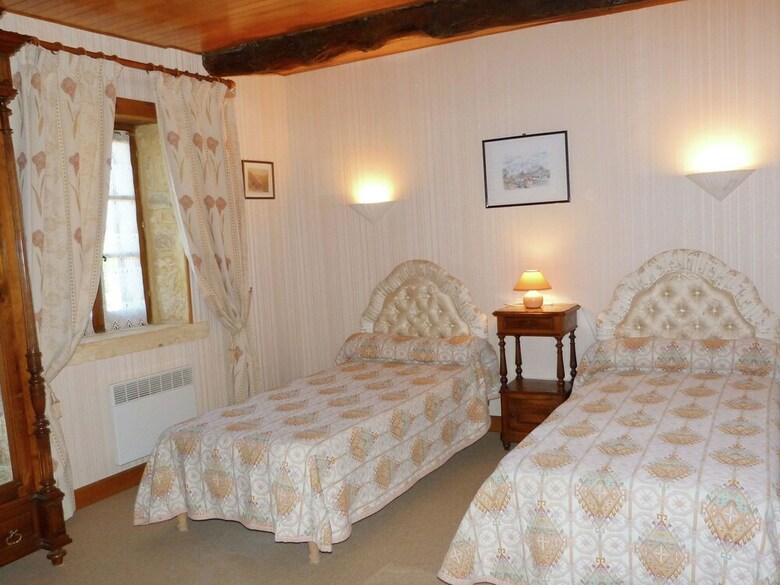 Vintage Home In Siorac-en-p�rigord With Pool