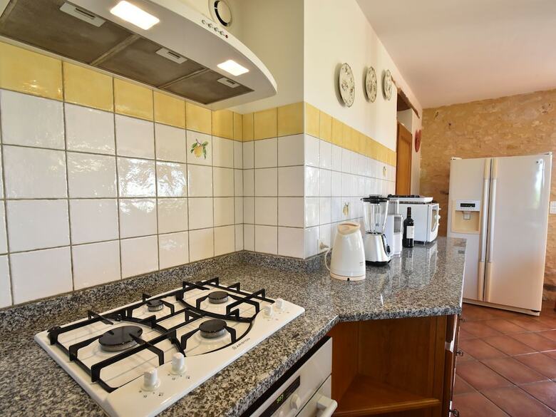Cozy Holiday Home In Coux-et-bigaroque With A Private Pool