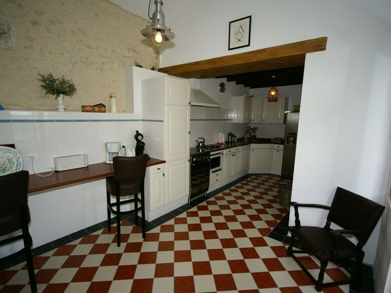 Quaint Holiday Home In Lusignac With Swimming Pool