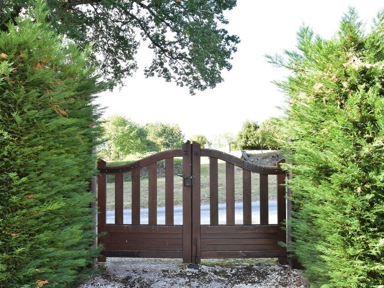 Holiday Home In Lamonzie-montastruc With Pool