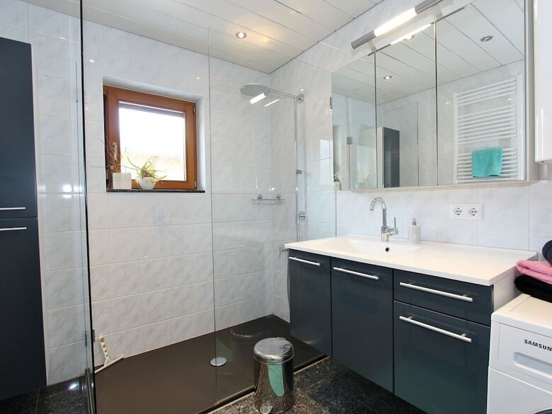 Beautiful Apartment In S�ll Near Forest