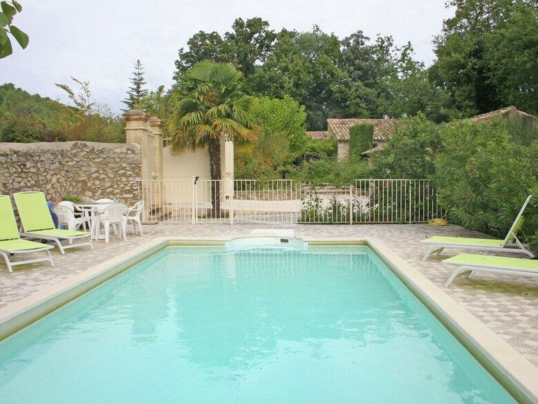 Cozy Holiday Home With Private Swimming Pool In Provence