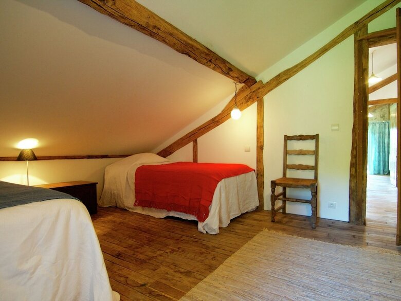 Charming Cottage In Ladignac-le-long With Garden