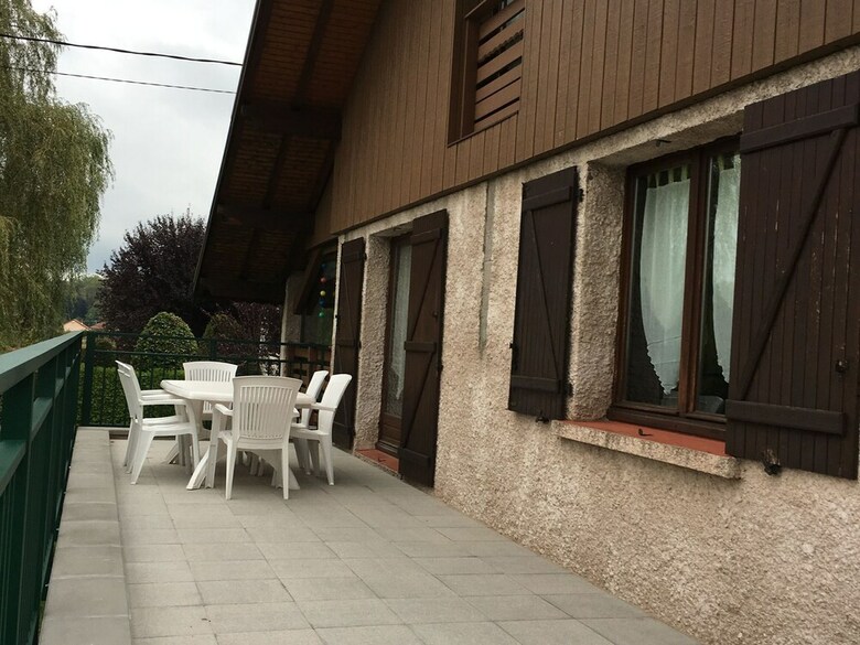 Cozy Chalet In Gerb�pal With Terrace