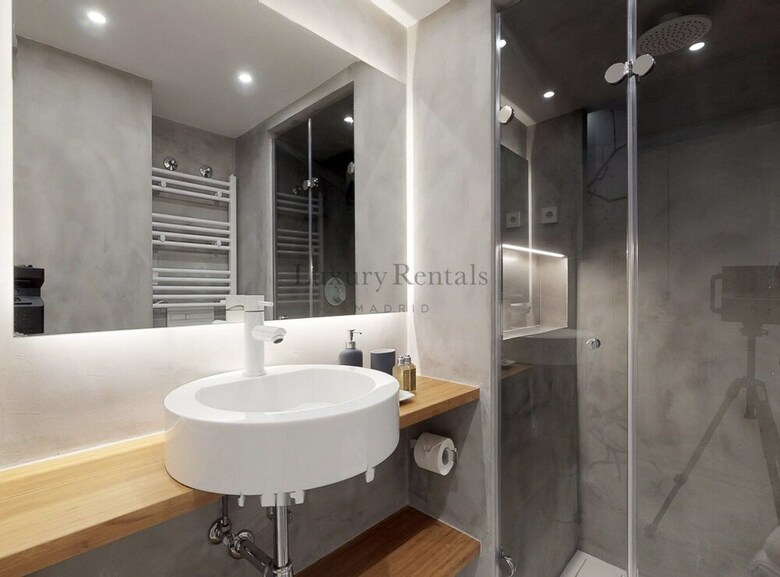 Apartamentos Palacio Real II