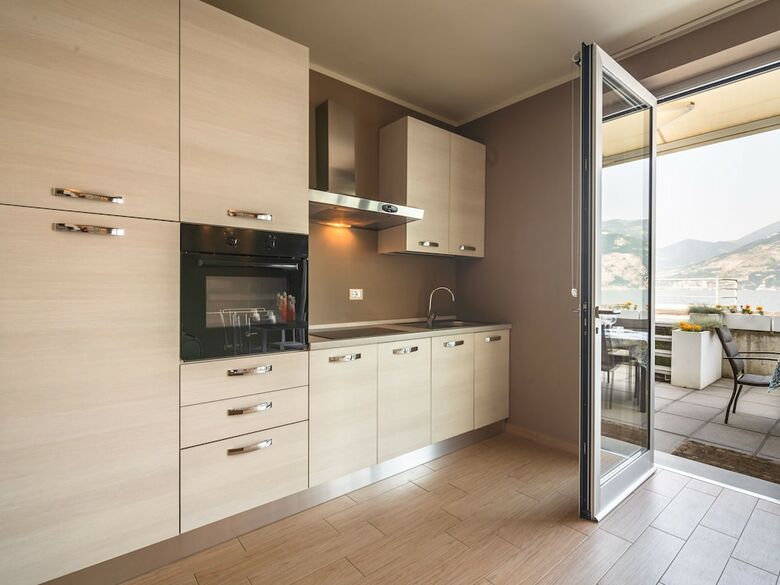 Luxurious Apartment In Marone Overlooking Lake Iseo
