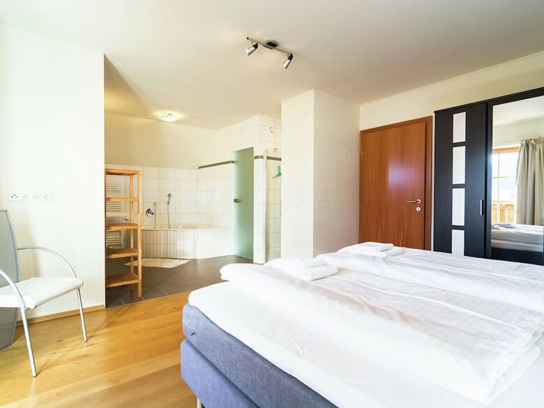Plush Valley-view Chalet In Mauterndorf With Sauna