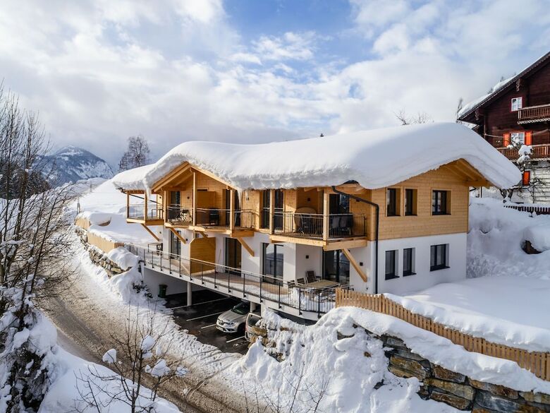 Spacious Apartment In Werfenweng Near The Lake