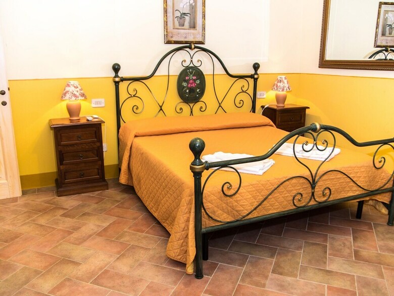 Authentic Villa With Swimming Pool In Grosseto